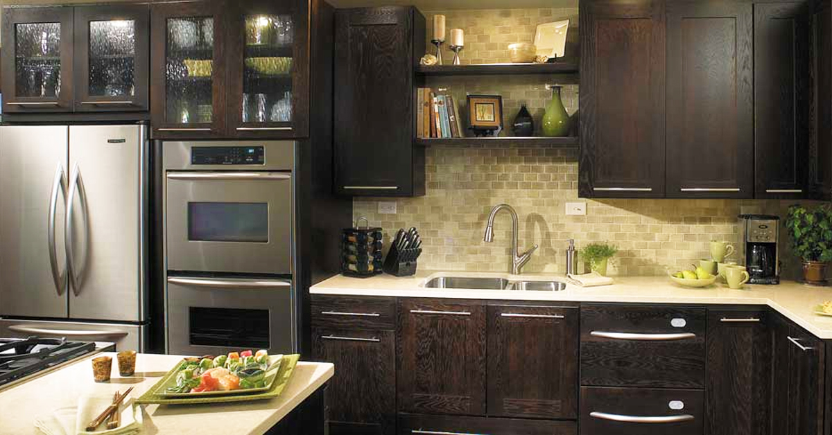 https://quadcitykitchens.com/wp-content/uploads/sites/3/2021/09/Kitchen-Storage.jpg