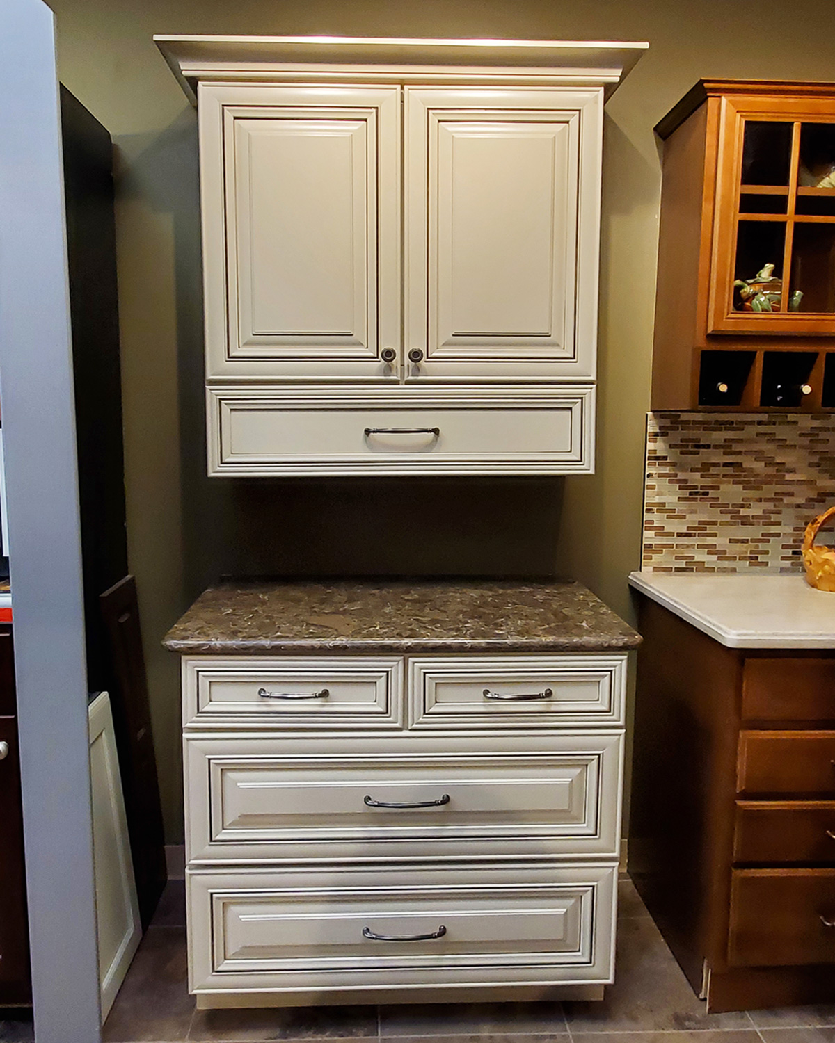 KITCHEN DISPLAY FOR SALE